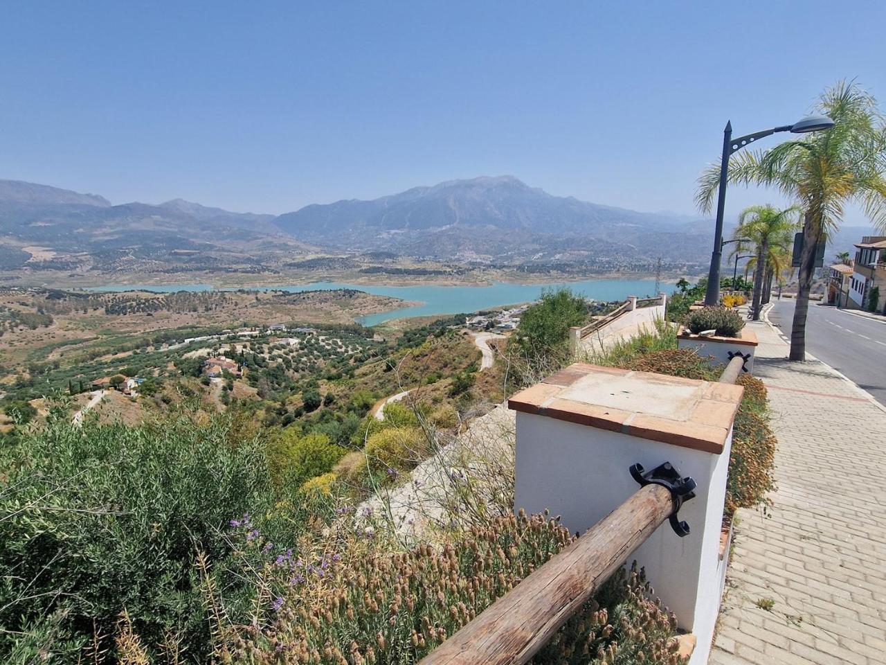 Vistas Al Lago With Private Pool Viñuela Extérieur photo